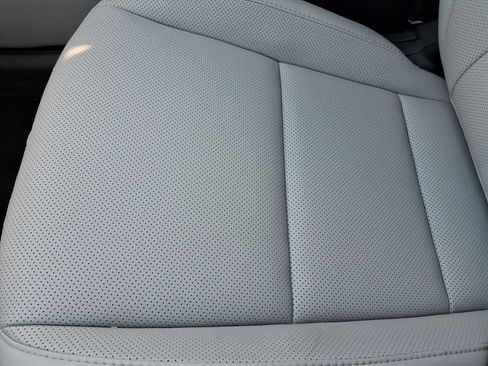 Used 2025 Hyundai Kona Limited image 25