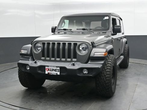Used 2019 Jeep Wrangler Unlimited Sport S AWD/4WD image 8