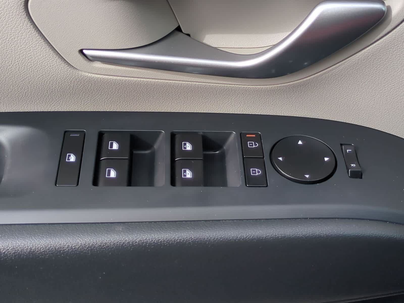Used 2026 Hyundai Tucson SEL FWD image 24