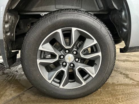Used 2023 Chevrolet Silverado 1500 LT image 41