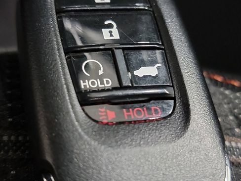 Certified 2025 Honda CR-V Sport image 32