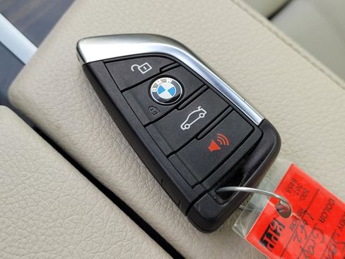 Certified 2023 BMW 530i w/ Convenience Package image 37