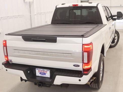 Certified 2022 Ford F250 Platinum w/ FX4 Off-Road Package image 50