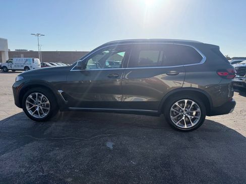 Used 2024 BMW X5 xDrive40i w/ Premium Package AWD/4WD image 12
