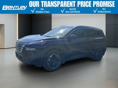Used 2025 Nissan Rogue SV w/ SV Premium Package