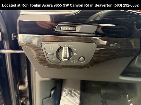 Used 2019 Audi Q7 3.0T Premium w/ Cold Weather Package AWD/4WD image 22
