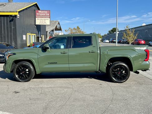 Used 2022 Toyota Tundra SR5 w/ TRD Sport Package AWD/4WD image 9