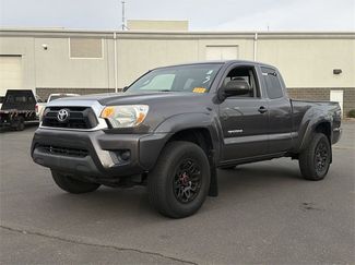 Used 2012 Toyota Tacoma PreRunner video 2