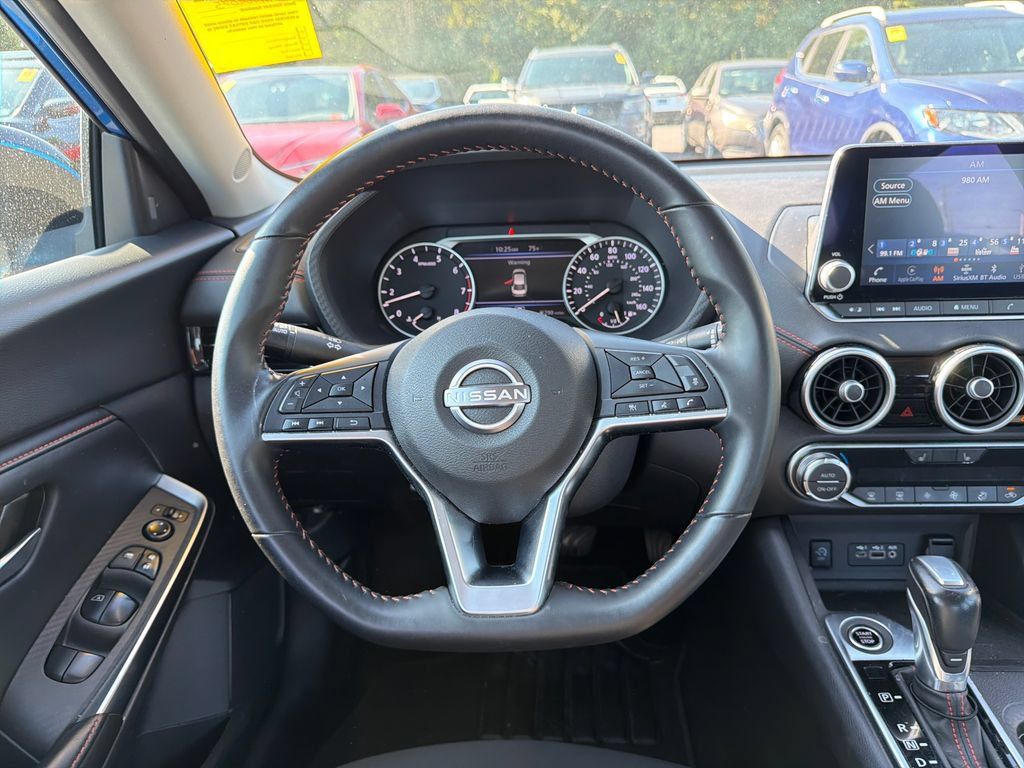 Used 2025 Nissan Sentra SR FWD image 13