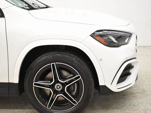 New 2026 Mercedes-Benz GLA 250 4MATIC image 13