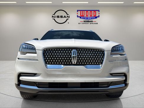 Used 2024 Lincoln Aviator Reserve w/ Equipment Group 201A AWD/4WD image 6