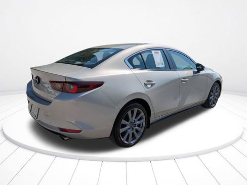 Used 2024 MAZDA MAZDA3 s FWD image 4
