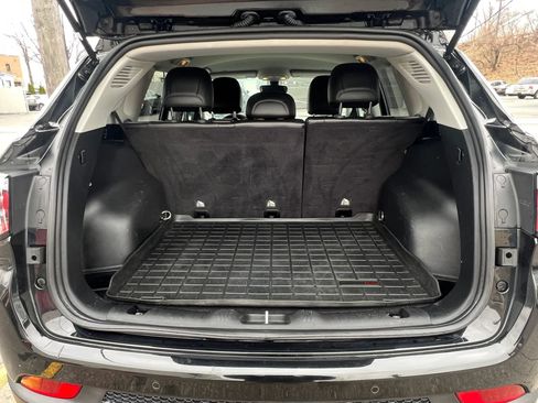 Used 2018 Jeep Compass Limited w/ Safe & Security Group AWD/4WD image 10
