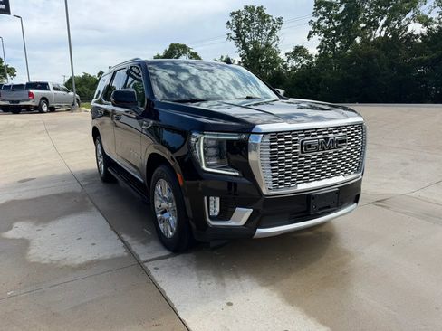 Used 2021 GMC Yukon Denali AWD/4WD image 3