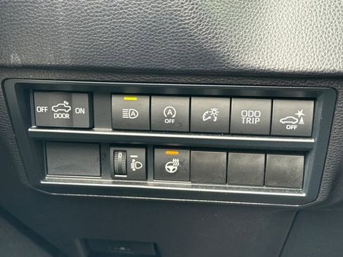 Used 2024 Toyota Tundra SR5 w/ SR5 Premium Package image 33