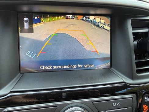 Used 2019 Nissan Pathfinder SV AWD/4WD image 17