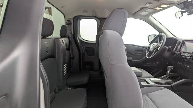 Used 2022 Nissan Frontier S w/ Technology Package RWD image 17