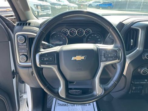 Used 2023 Chevrolet Silverado 2500 LT AWD/4WD image 18