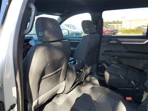 New 2026 GMC Acadia Elevation image 10