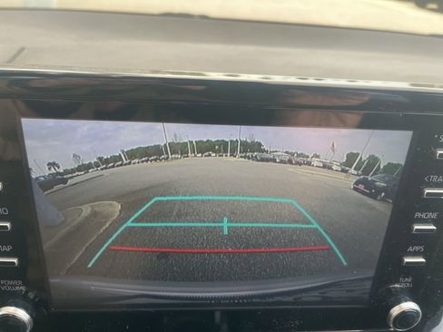 Used 2020 Toyota Corolla SE FWD image 13