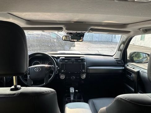 Used 2023 Toyota 4Runner TRD Off-Road Premium w/ Moonroof Package AWD/4WD image 11