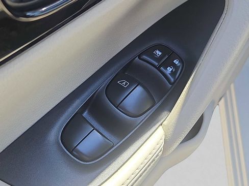 Used 2019 Nissan Rogue Sport SL w/ Premium Package AWD/4WD image 25