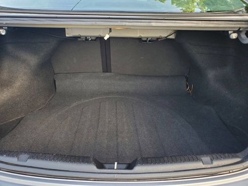 Used 2013 Hyundai Elantra SE FWD image 17