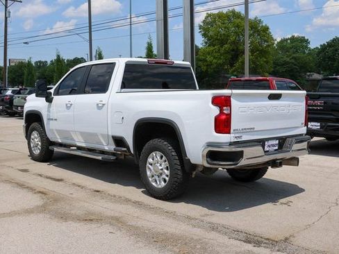 Used 2024 Chevrolet Silverado 2500 LT image 4