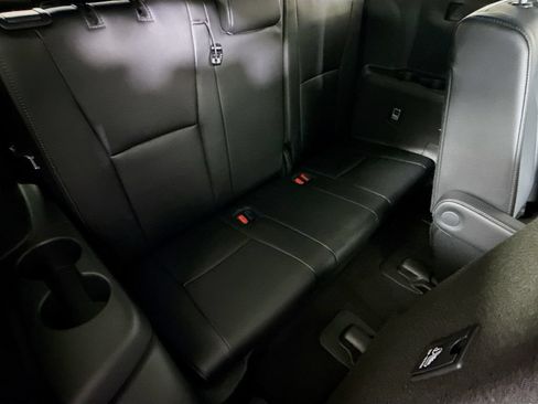 Certified 2026 Toyota Highlander Limited AWD/4WD image 32