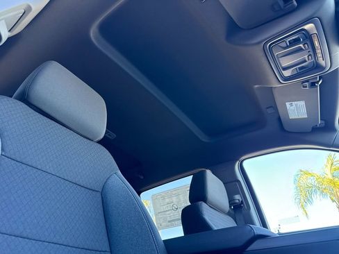 New 2026 GMC Sierra 1500 SLE w/ LPO, Black Badging Package image 15