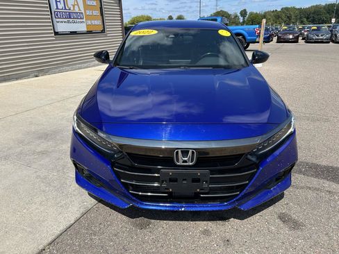 Used 2022 Honda Accord Sport image 2