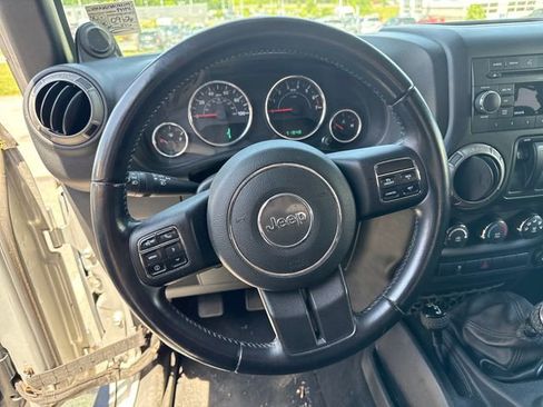 Used 2011 Jeep Wrangler Sport AWD/4WD image 14