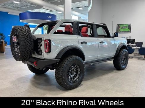 New 2026 Ford Bronco Outer Banks AWD/4WD image 7