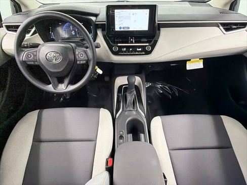 Certified 2026 Toyota Corolla LE FWD image 35
