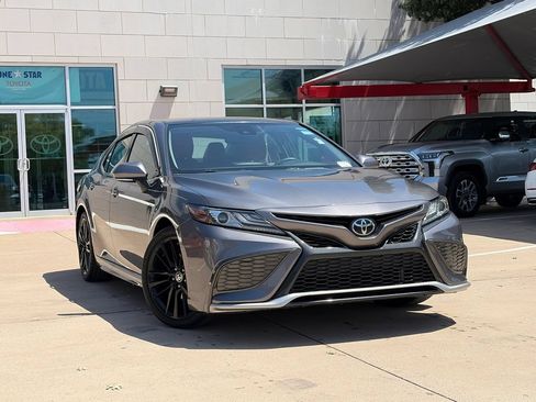 Used 2021 Toyota Camry XSE FWD image 2
