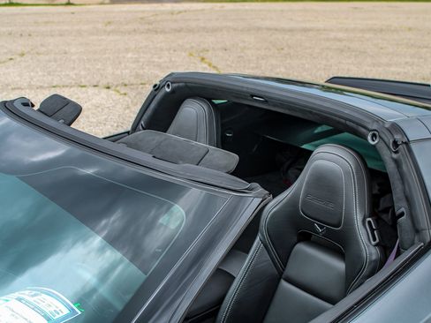 Used 2017 Chevrolet Corvette Z06 RWD image 28