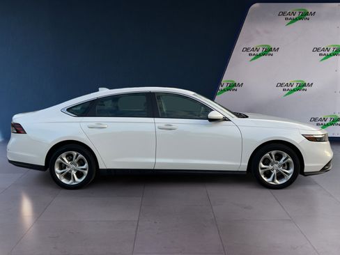 Used 2023 Honda Accord LX image 8