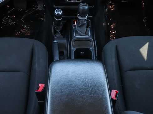 Used 2020 Jeep Wrangler Unlimited Sport image 24