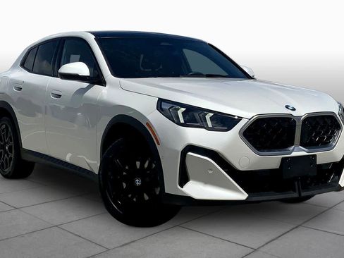 Used 2024 BMW X2 xDrive28i image 2