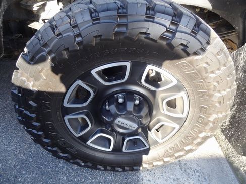 Used 2024 Ford F350 Platinum image 6