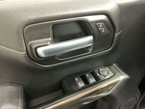 Used 2020 Chevrolet Silverado 1500 RST w/ RST Value Package image 16