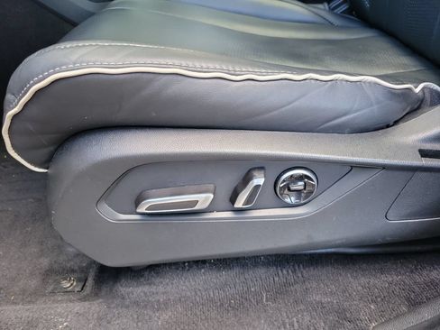 Used 2022 Acura MDX SH-AWD w/ Advance Package image 16