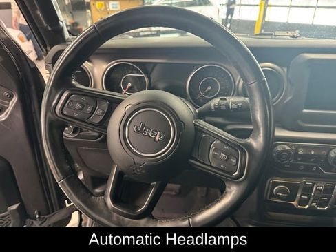 Used 2021 Jeep Wrangler Unlimited Sport image 22