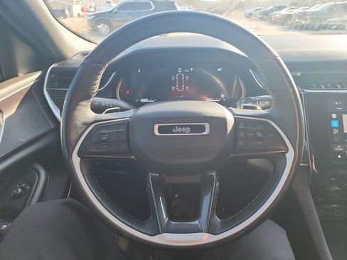 Used 2022 Jeep Grand Cherokee L Altitude image 20