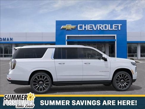 New 2026 Chevrolet Suburban High Country AWD/4WD image 5