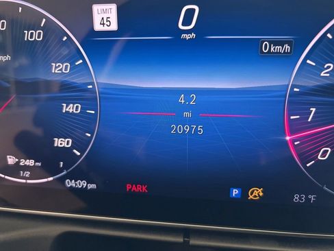 Used 2025 Mercedes-Benz CLE 300 4MATIC Coupe w/ AMG Line image 51