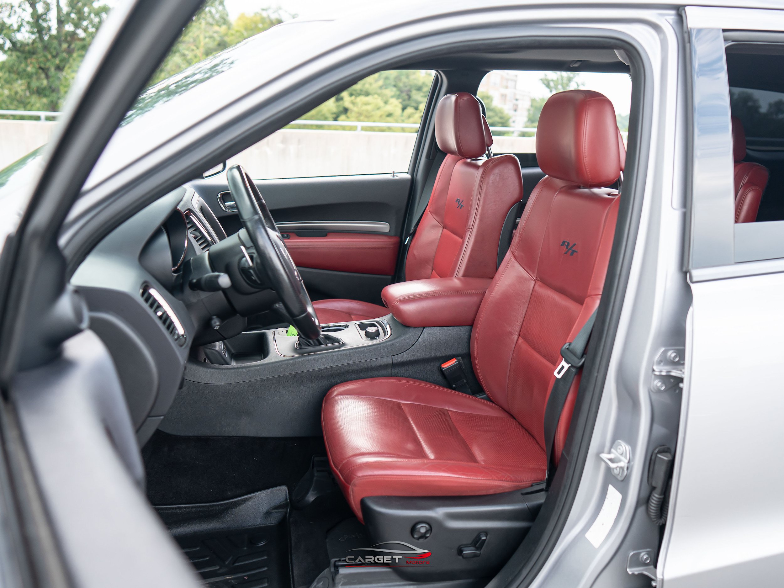 Used 2018 Dodge Durango R/T w/ Technology Group AWD/4WD image 14