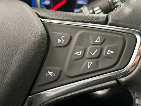 Used 2021 Chevrolet Equinox LT image 44