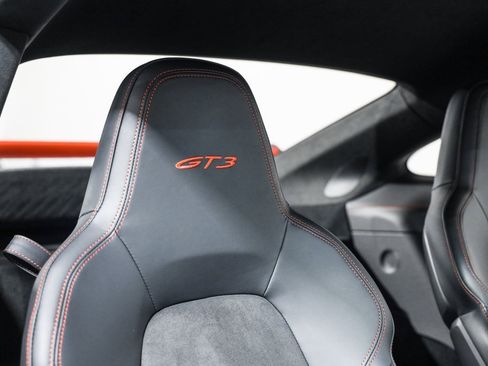 Used 2022 Porsche 911 GT3 image 32