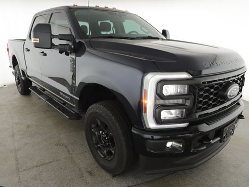 Used 2024 Ford F250 XL w/ STX Appearance Package image 13